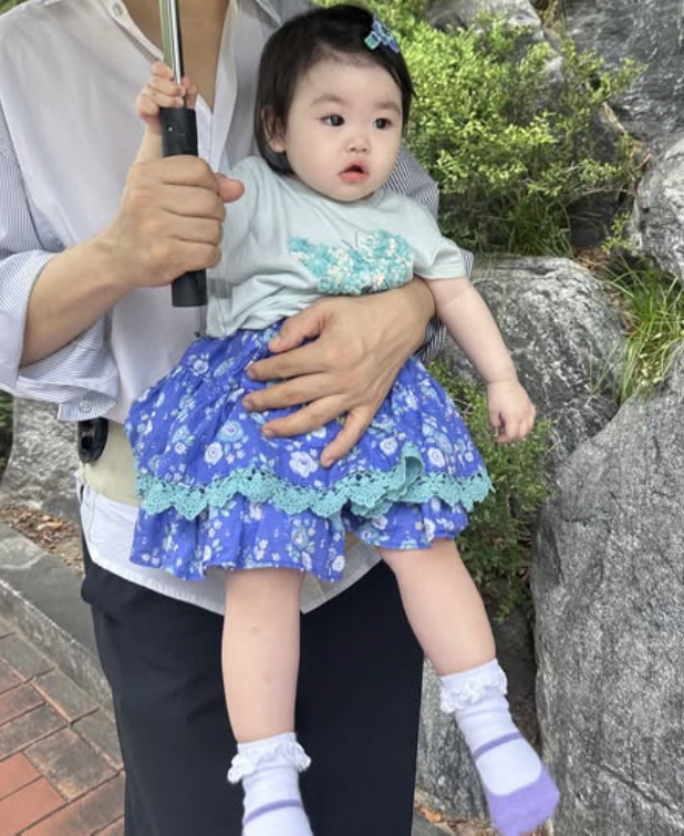박수홍 딸 재이, '예쁜 공주님' 됐네..자상한 아빠 품에 안겨 서촌 데…