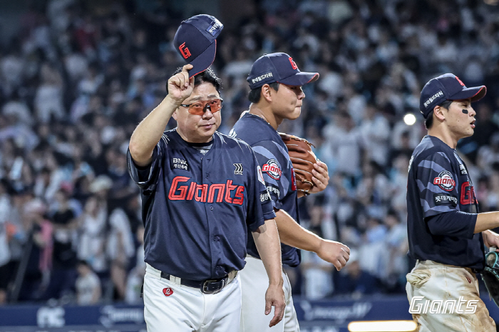 12연패 끝낸 롯데 → '위기 극복' 삼성 대반격 이뤄질까? '진흙탕' …