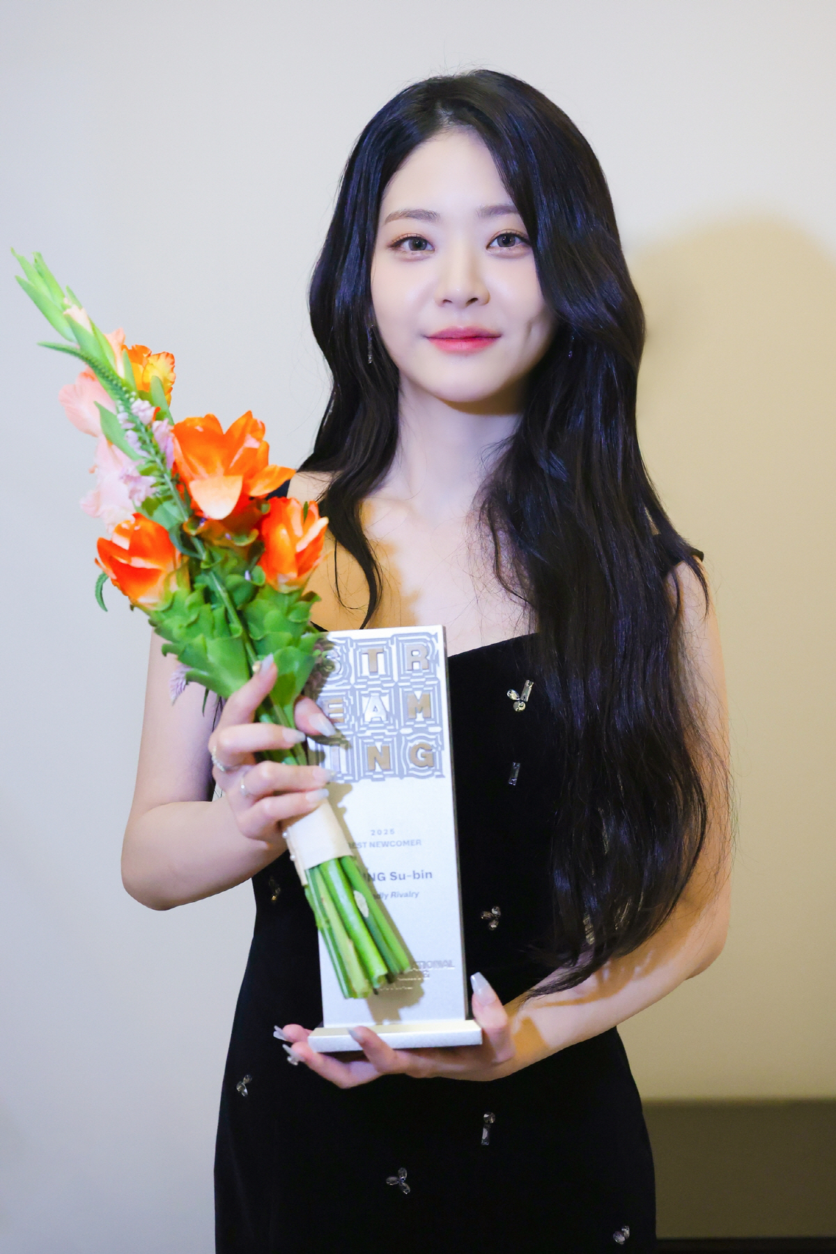 '선의의 경쟁' 정수빈, 글로벌OTT어워즈 여자신인상 수상.."저 혼자 …
