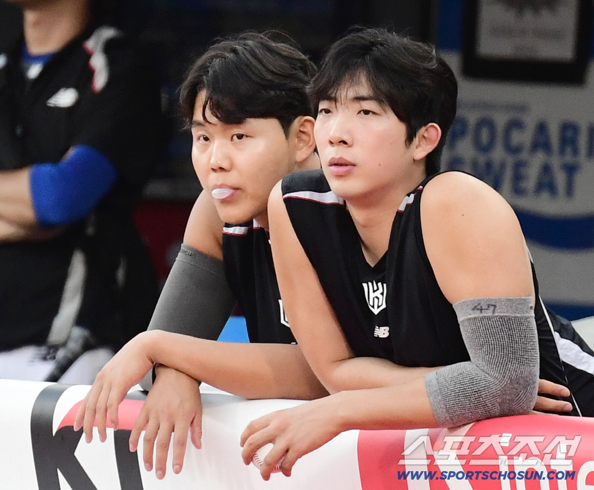 130이닝 관리해준다더니, 팀 성적 때문에 선발 복귀? 이강철 감독은 거…