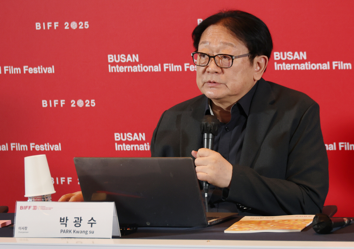 [SC현장] "박찬욱·봉준호부터 메기 강까지"…서른 살 된 부국제, 세계…