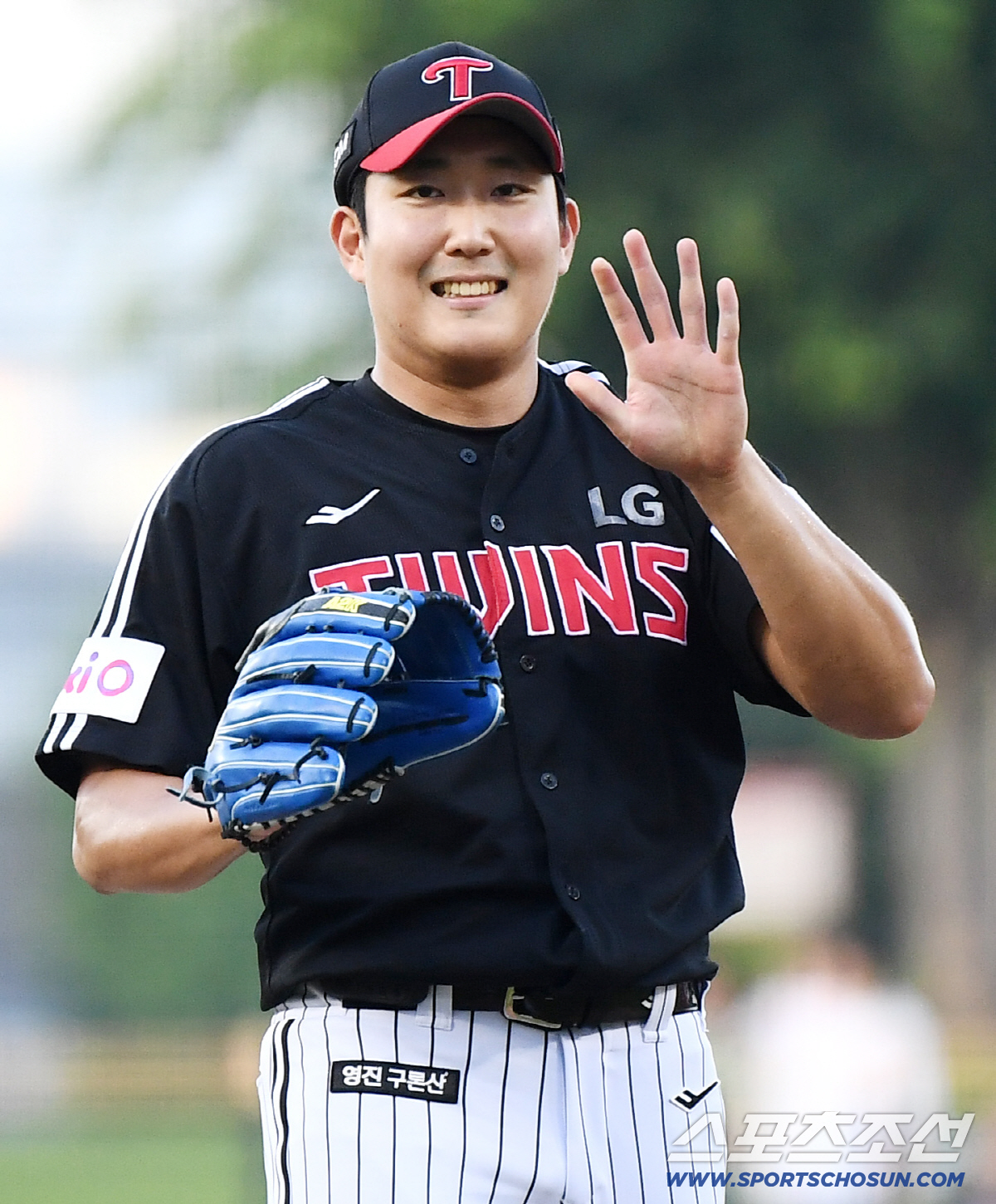 '아뿔싸! 불펜 믿었는데...' 손주영 5이닝 비자책 4실점. 7-4 리…