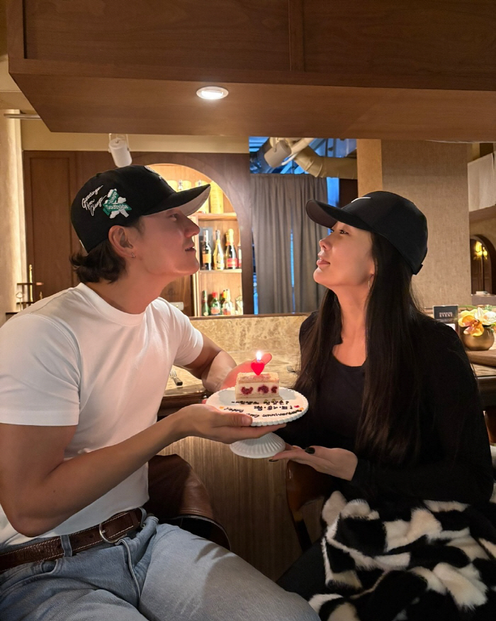 허니제이, ♥남편과 불화설 정면대응..'샤넬 선물' 영상 박제