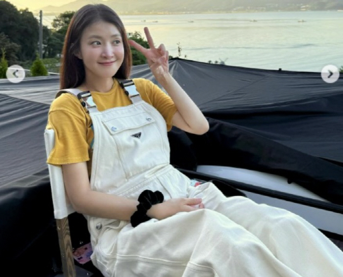 [SCin스타] 이시영, 둘째 임신 8개월 D라인 공개 “이제 혼자 잘 …