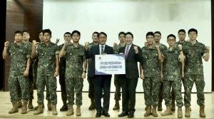 '참전용사' 이인정 아시아산악연맹 회장, 국군체육부대 후원 협약