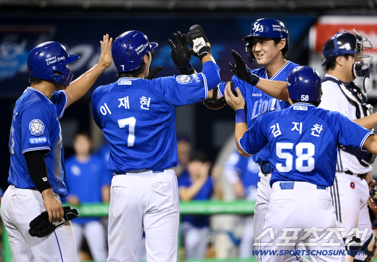 한화 밑으로 전부 비상! 5연승 6위↑삼성이 미쳤어요 → '구자욱 만루포…