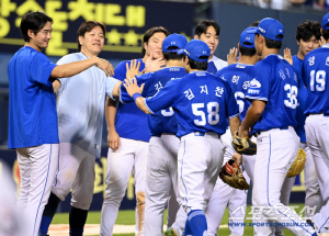 삼성 이제 가을야구가 문제가 아니다! 3위 SSG와 1게임차 → 박진만 감독 흐뭇 