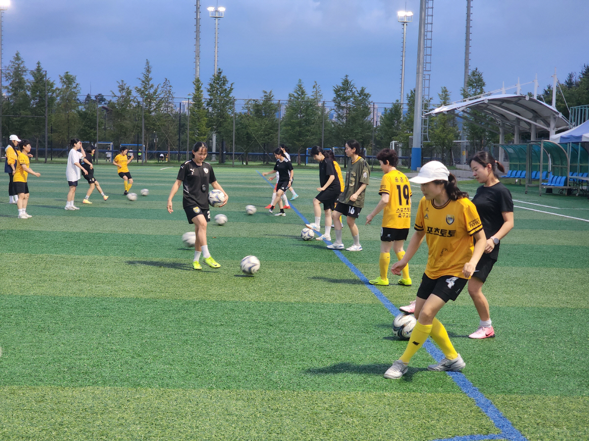 세종스포츠토토 여자축구단, 하반기 첫 축구교실 상황리 개최