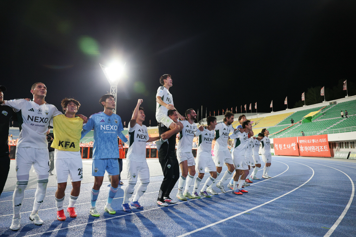 "이게 축구야!" 1년 만에 거짓말처럼 뒤바뀐 '현대가' 운명, 기울어진…