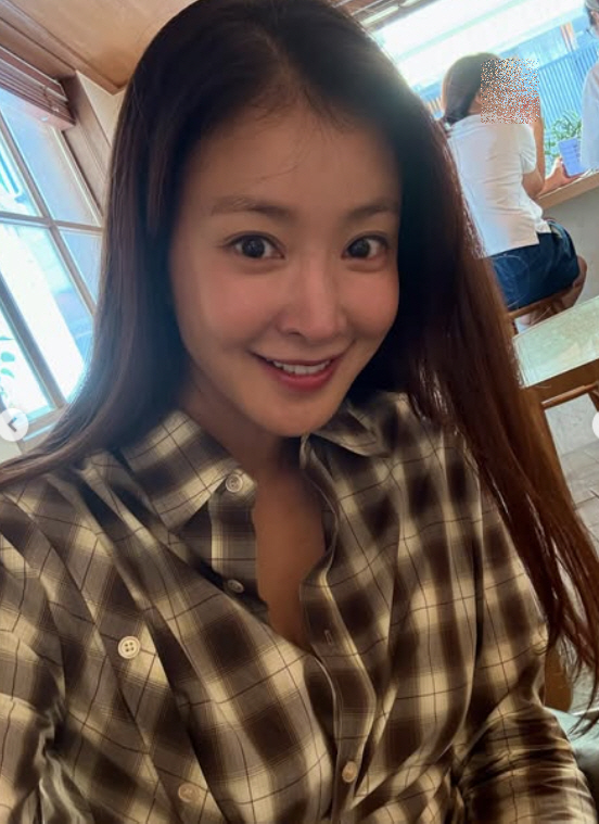 '임신 8개월' 이시영, 셔츠 팽팽해진 만삭 D라인 당당히 공개..성수동…