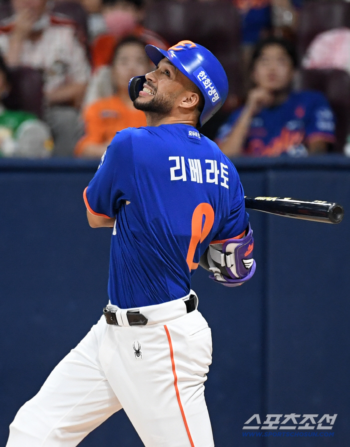 '무안타→무안타' 왜 리베라토 조기 교체했나, 선발도 제외…"지금, 조금 더 치료해야"[고척 현장]