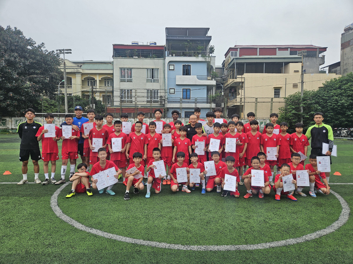 KFA 챌린지 첫 결실! 박항서 아카데미 출신 GK, 베트남 1부 프로팀…