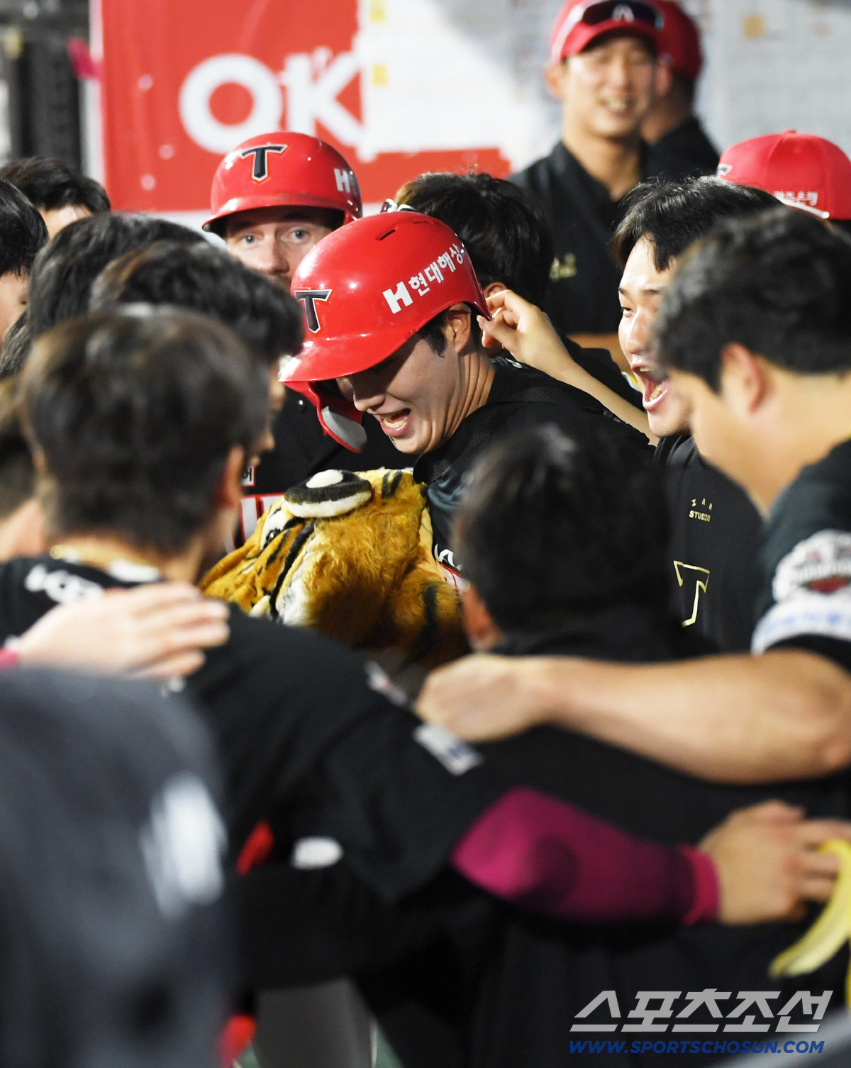 '드디어' KIA 기적의 1위 이끈 그들이 살아났다…"안 될 때는 안 되…
