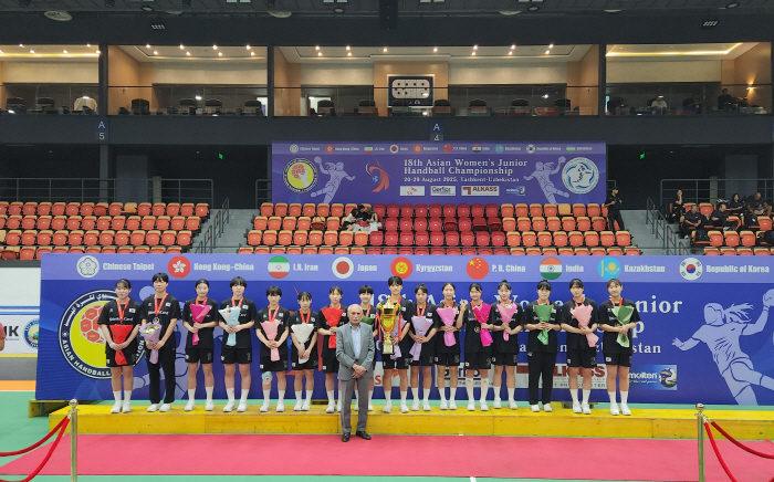 '조별리그에선 이겼는데…' 韓 여자 주니어 핸드볼, 결승서 日 패배 '준우승→2연속 우승 달성 실패'