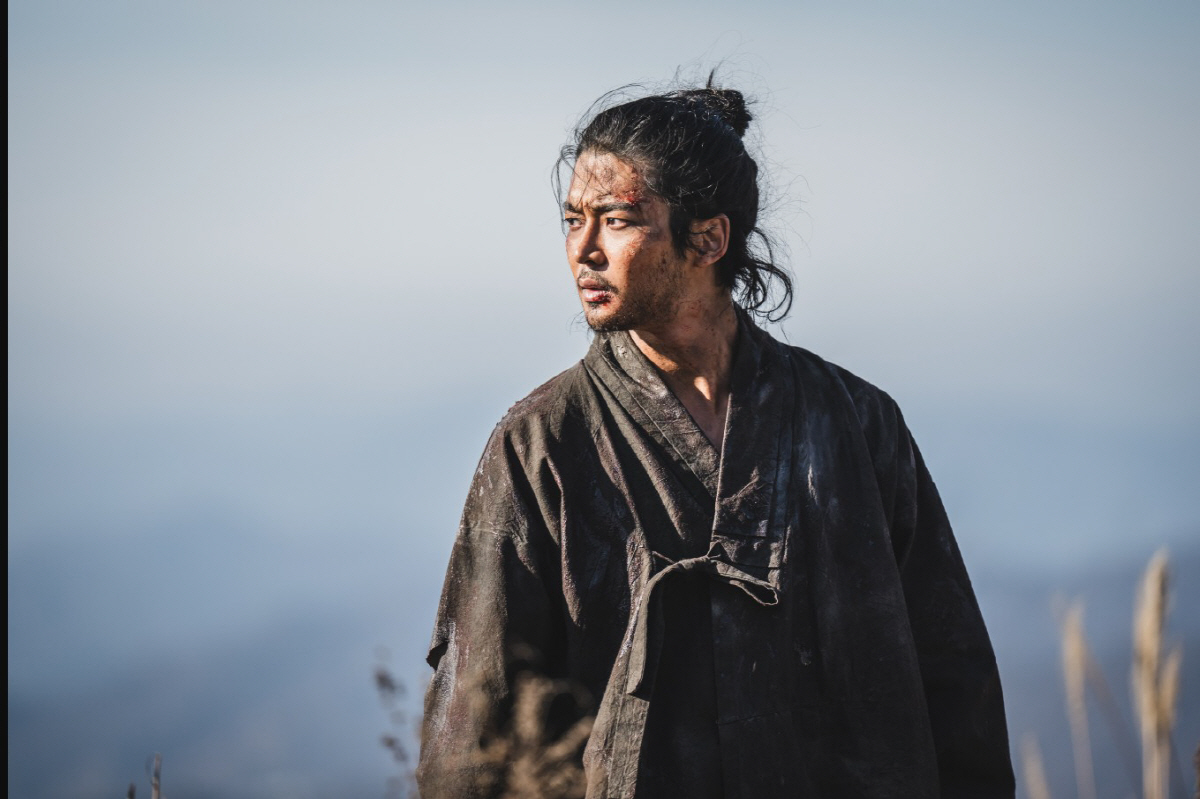 ‘추노’ 천성일 14년 만의 사극 복귀…디즈니+ 첫 오리지널 사극 ‘탁류…
