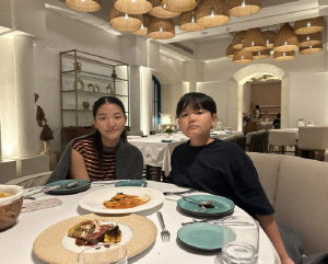 '이범수와 이혼' 이윤진, 자식농사 대박났다..14살 소을이 학생회장→음악 영재까지