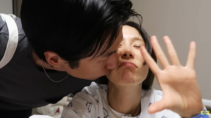 김나영, ♥마이큐 뽀뽀 응원 속 조혈모세포 기증..."무섭지만 선택 받은…
