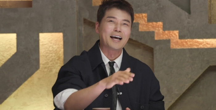 "전현무 영향력이 이정도라고?"…홍콩 명소까지 철거시킨 파급력에 충격(이…
