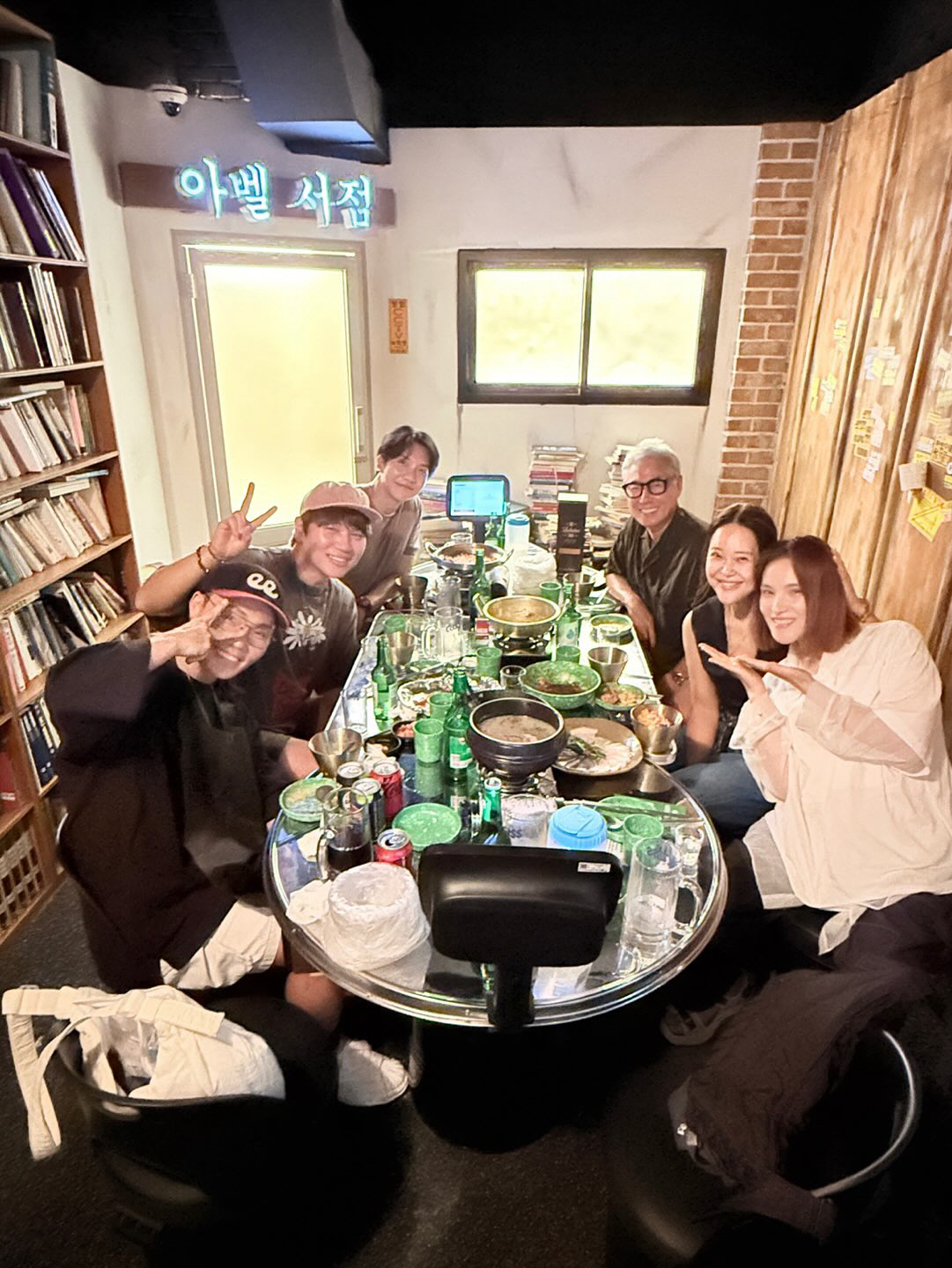 '조정석♥' 거미, 둘째 임신 눈에 띄는 D라인…나홀로 술잔無 회식