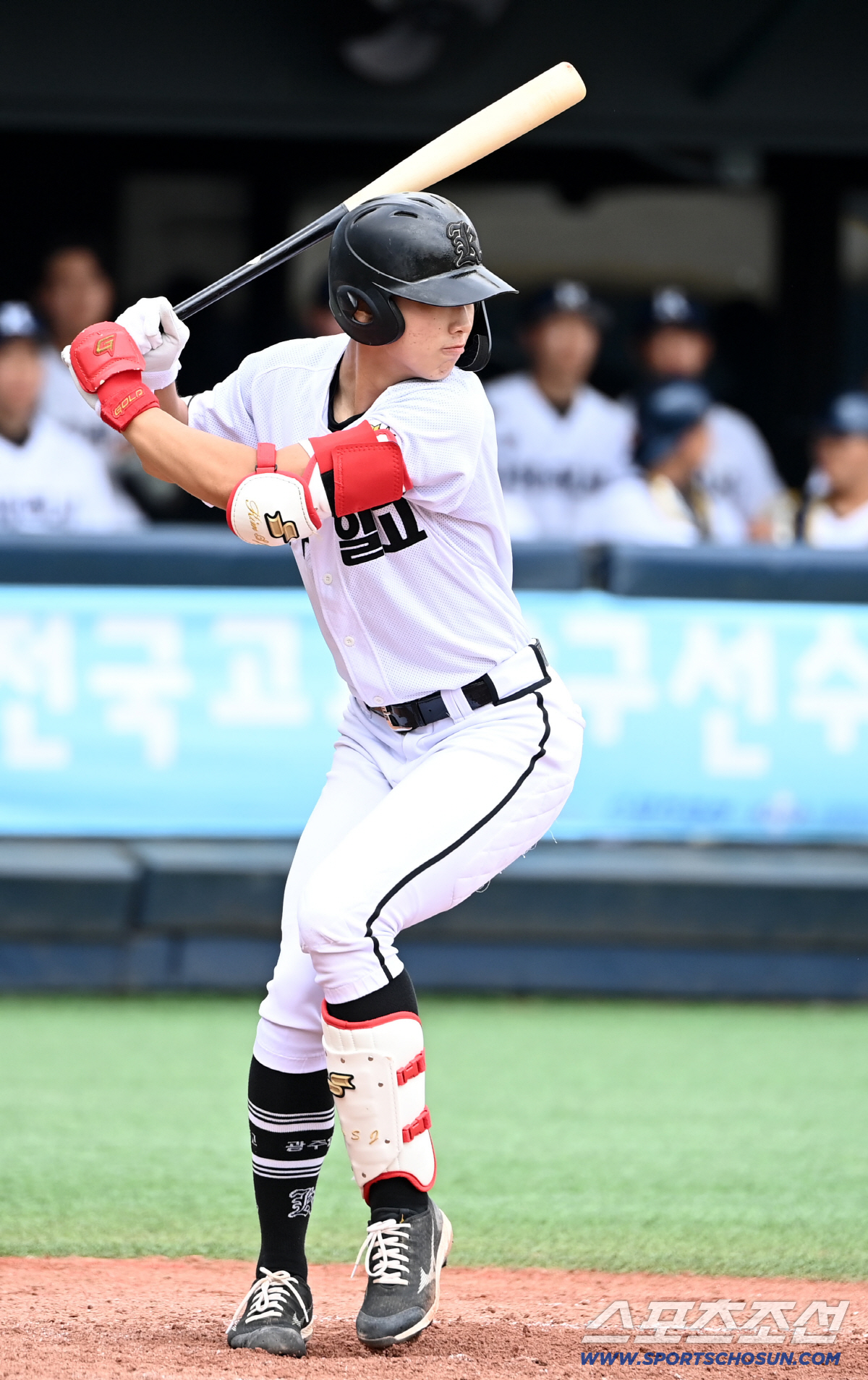 28억 ML 제안 뿌리친, 157km 특급 유망주가 하늘에서 뚝 떨어졌다…