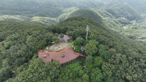 아산시, 광덕산 정상에 시민 휴식 공간 조성