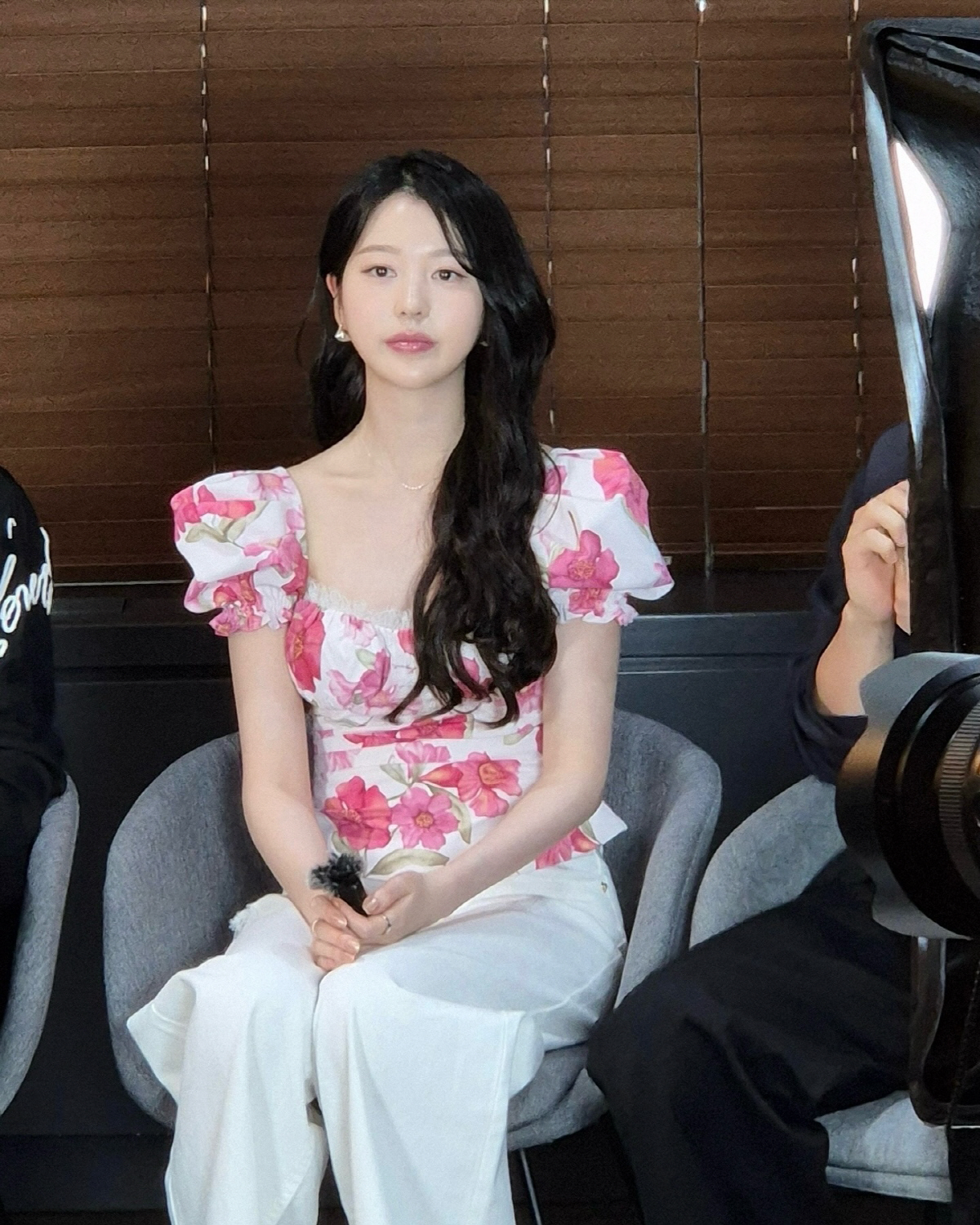 장원영 아니라고?…'친언니' 장다아, 판박이 미모로 '우월 유전자' 증명…