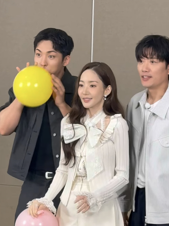 박민영, 앙상한 근황에 건강 이상 우려…"무리한 스케줄로 더 감량" 해명