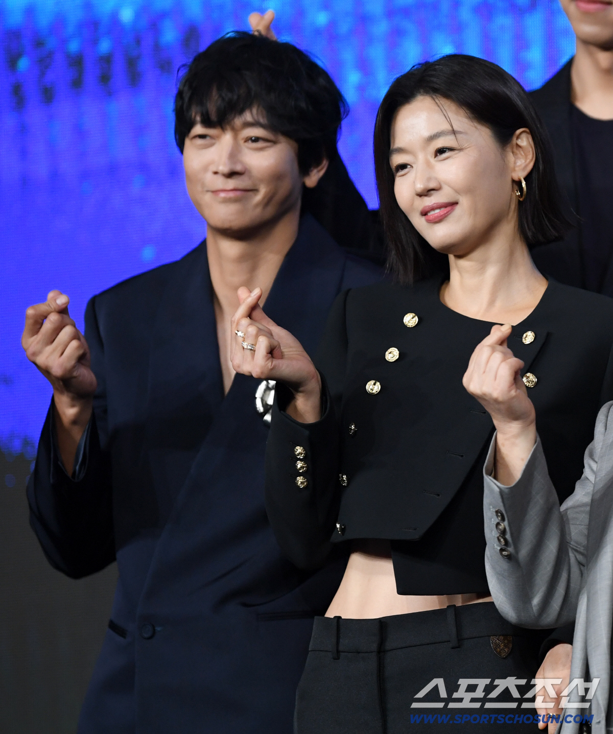 '북극성' 전지현♥강동원 말한 어른 멜로.."'느좋 같아"→"느(너)무 …
