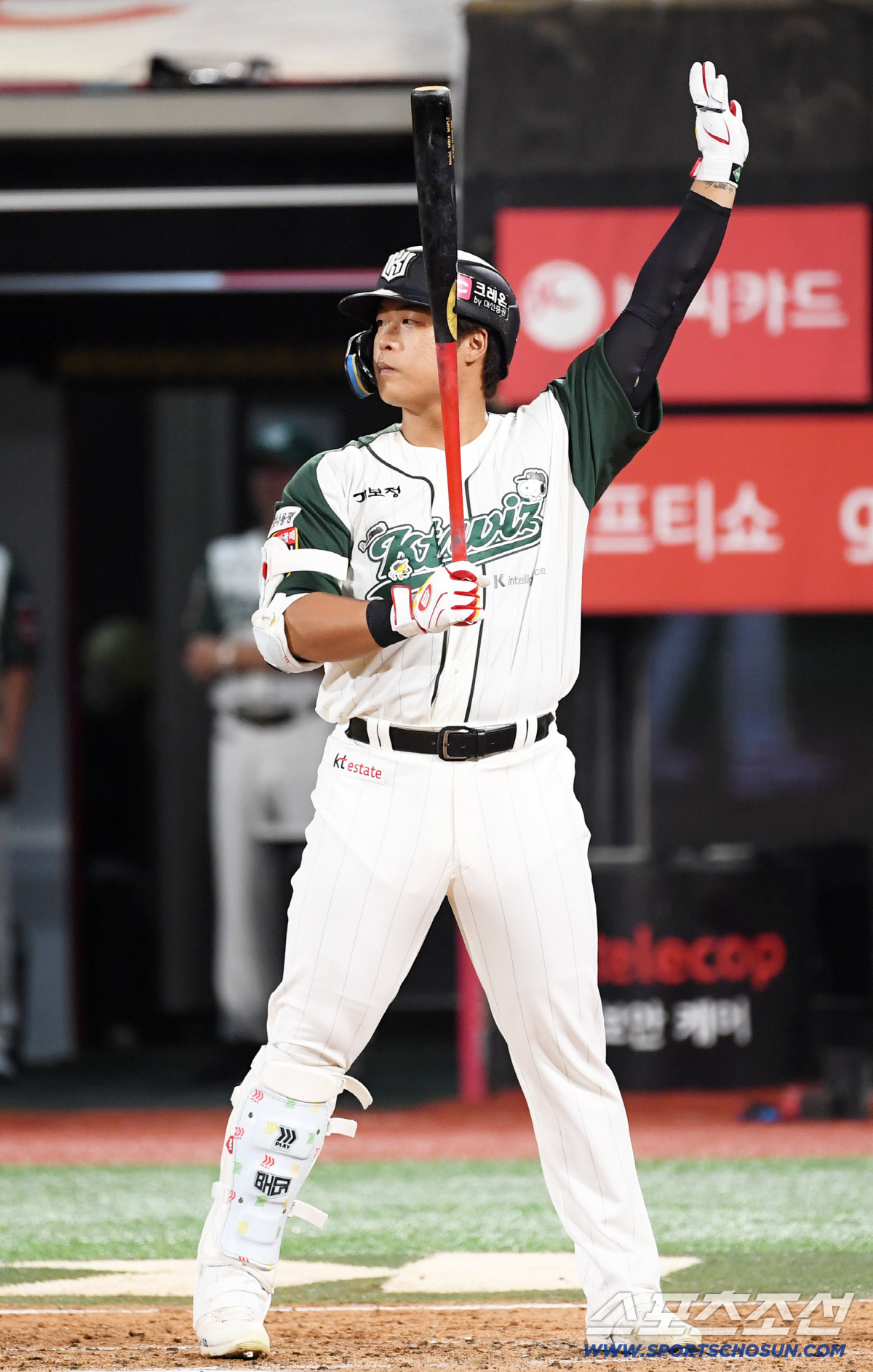 '6년 연속 가을야구 신호탄인가' 어떻게 저기까지 날리지...황재균-강백…