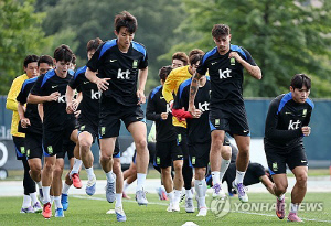 홍명보호, 미국 첫 그라운드 훈련부터 공수 나눠 '집중 담금질'