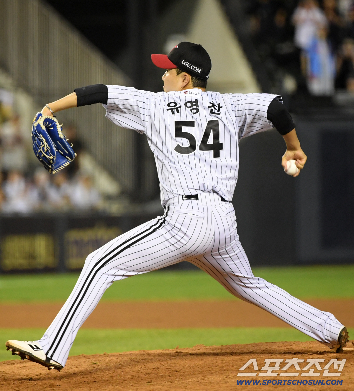 한화는 18점차 대승이었는데... LG는 3-2, 1점차 진땀승. 염갈량…