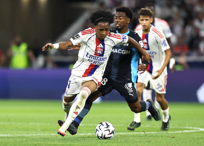 英 단독 보도! 토트넘, '손흥민 공백' 걱정에 덜덜 떨었나...'이강인 굿바이' PSG 공격수 계약했는데→"새 윙어 추가 영입 위해 막판 문의"