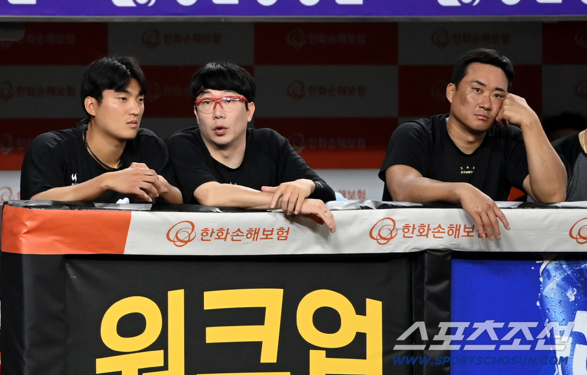 팀에 대한 충성심. 꽃범호 '믿음의 야구'의 본질 → "변화를 줘서 올바…
