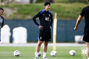 홍명보호 최전방 변수 예고...LA에서 화제인 '스트라이커 SON' 기용, 대표팀에서 확실한 옵션 될까