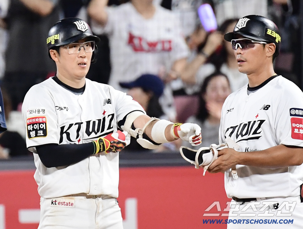 3:0→3:2→7:2→7:8→8:8→9:8. 끝내기 실책 덕에 KT 4위…