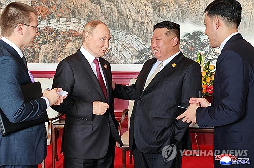 北 "북러 정상, 전망적 협조 상세히 논의…국제문제 의견교환"(종합)
