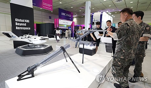 軍, '50만 드론전사' 양성…드론 1만1천여대 보급해 장병 교육