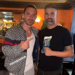 '1억파운드 스타 또또 술집 목격, 이 정도면 알중 인정?' 맨시티에서 쫓겨난 그릴리쉬, 에버턴에서 부활기미 보이자마자 스웨덴 펍에서 7시간 마라톤 음주