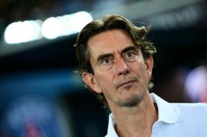 '끝판왕' BBC-英 레전드 인정! 레비 일 잘하네...