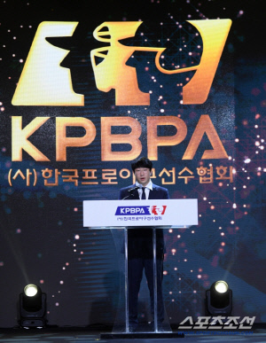 오죽했으면 선수들이 SOS 외쳤다 