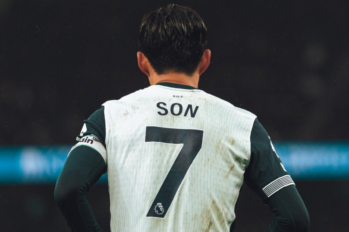 '손흥민 다시 돌아와줘' 프랭크 감독 최악의 딜레마...'EPL 득점왕' SON 정통 후계자 없다