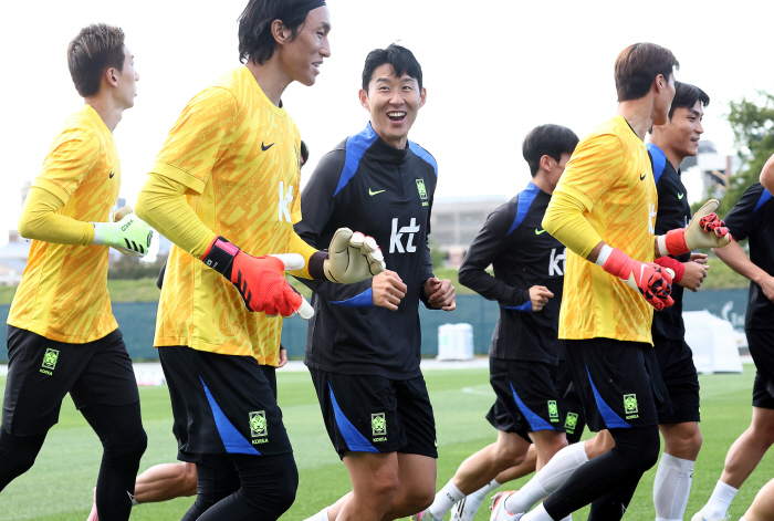 "미국이라 더 반갑다" '탈아시아' 첫 실전, 키워드는 손흥민→이강인→김민재→카스트로프…홍명보 감독 "경쟁력 실험"
