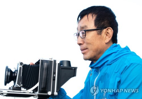 이윤승 산악사진가, 25일부터 무주서 '덕유산 겨울' 사진전