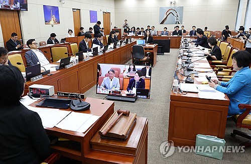 여야 '방통위 개편' 충돌…與 "시급"·국힘 "이진숙 찍어내기"