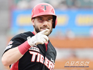 이대로 헤어지는건 아니겠지, KIA 홈런 1위타자 오늘도 못 뛴다[광주 현장]