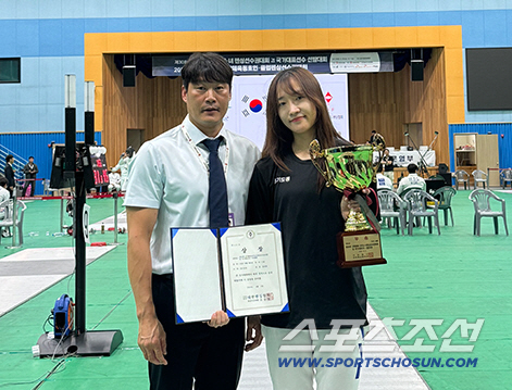 '경기도 女에페 신성'민지원,김창환배 깜짝 우승! 태극마크 달았다