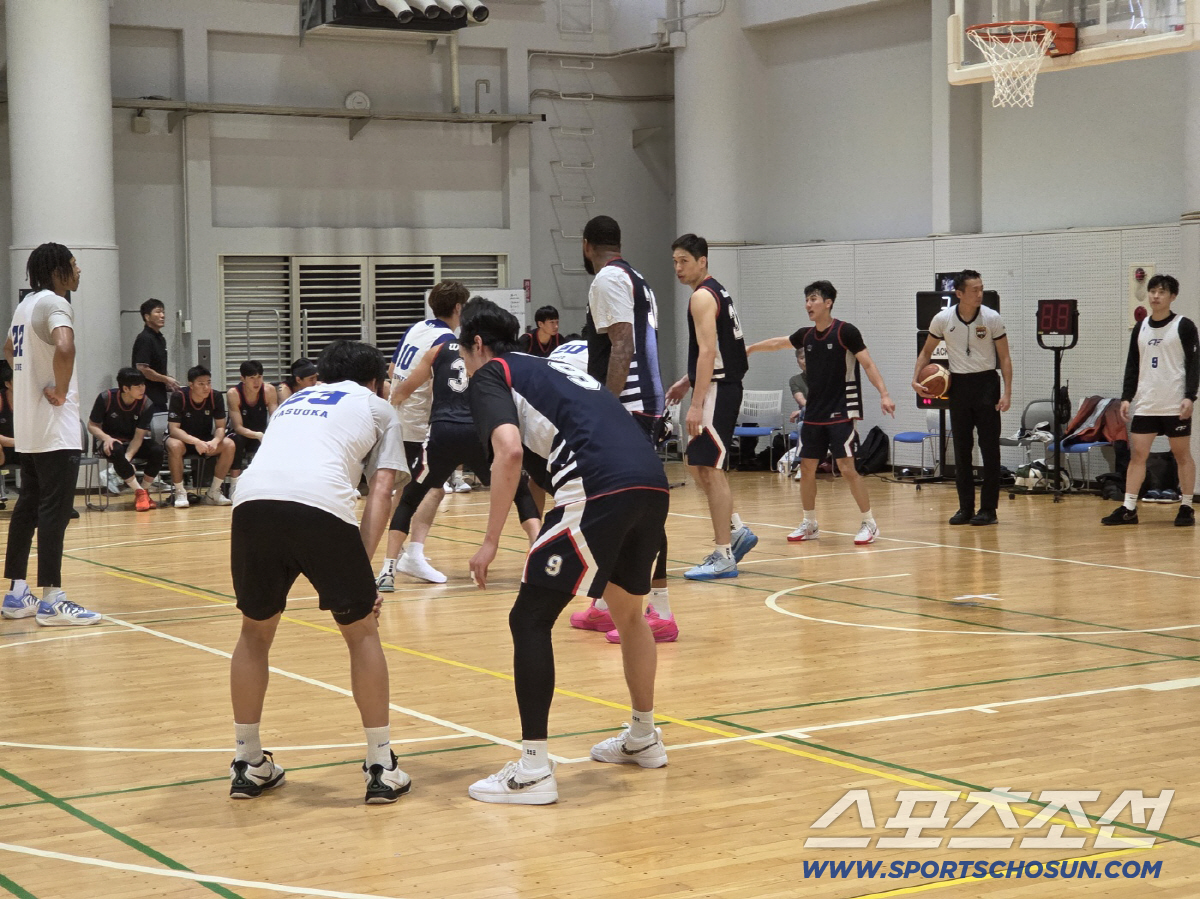 [KCC in 나고야] 계륵 vs 골밑 마스터. KCC 숀 롱에 대한 엇…