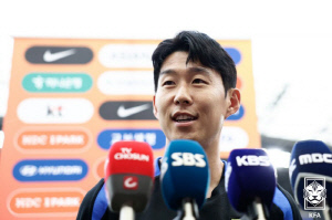 '쏘쿨 캡틴'손흥민