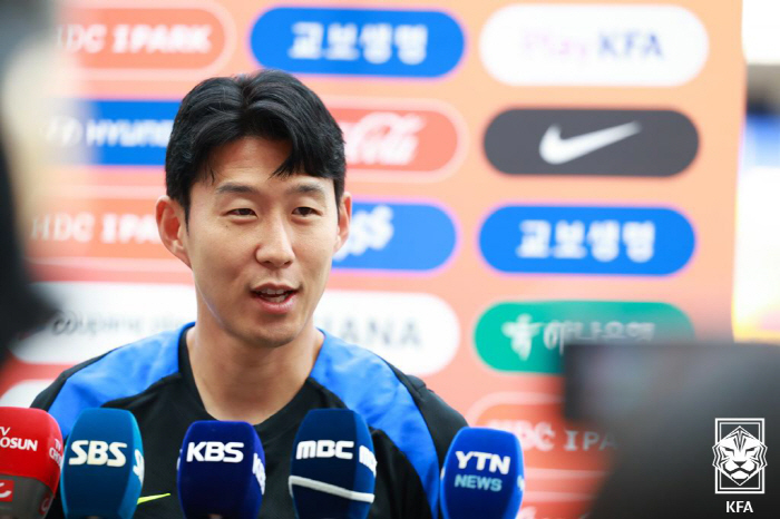 '쏘쿨 캡틴'손흥민"주장 논란?불편할것 없어요...현재에 충실"