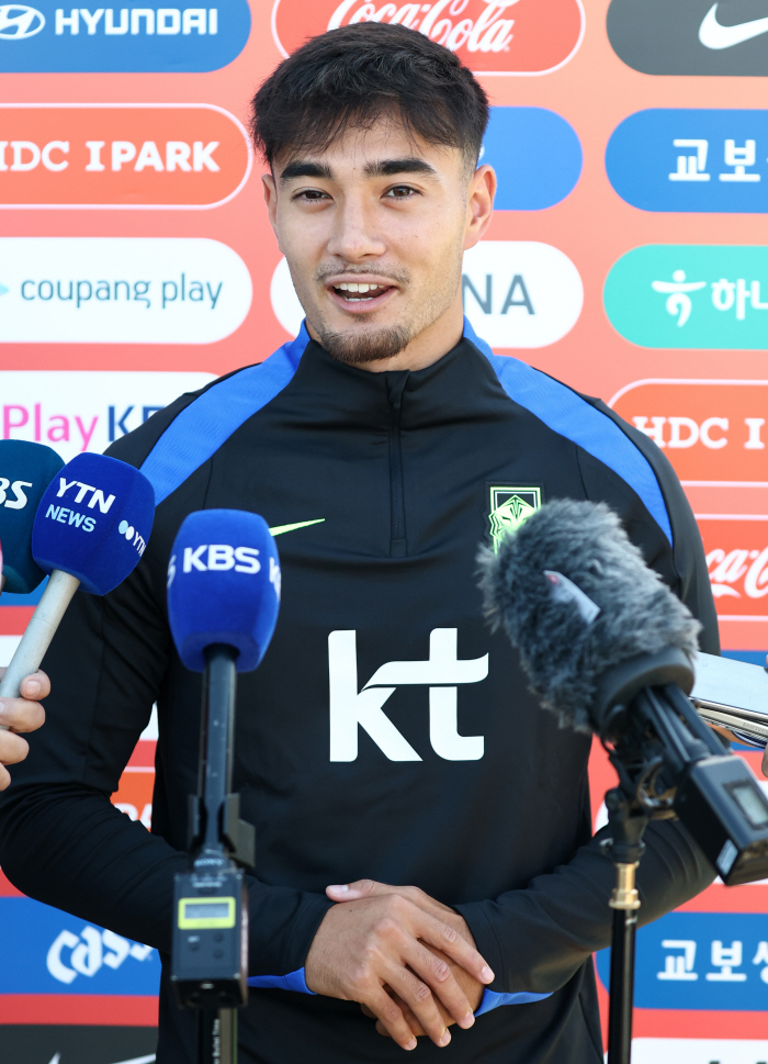 "JENS,23번" 홍명보호 미국전 '시선집중' 카스트로프의 등번호...홍 감독"빠른 적응...충분한 시간 줄것"